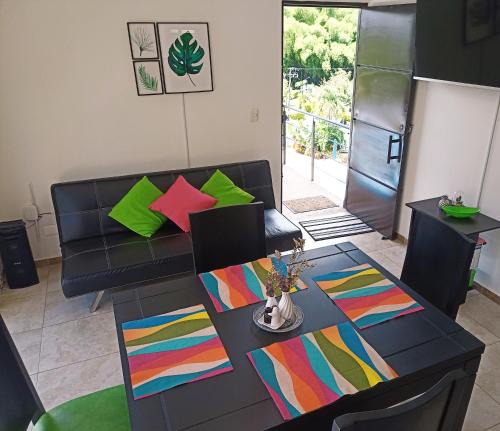 La Tebaida Apartment | Apartamento Eje Cafetero - hermosa vista a piscinas
