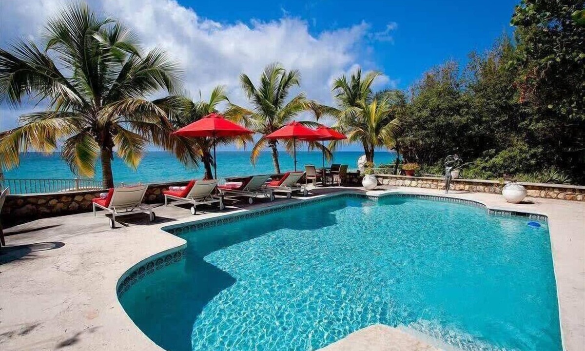 Plum Bay Villa | Baie Longue Beach House – Beachfront Luxury Retreat on Baie Longue, St. Martin
