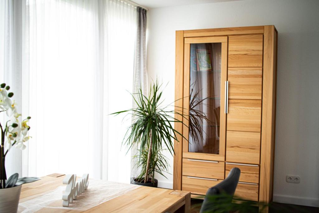 Ebersdorf Apartment | Ferienwohnung Am Schlosspark
