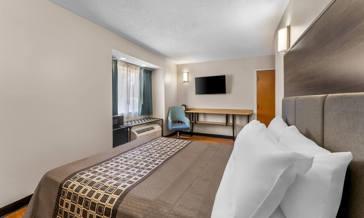Allentown Hotel | Knights Inn Allentown