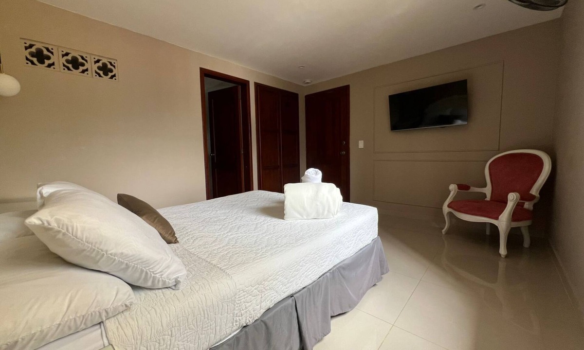 La Estrella Hotel | Refuge in Santa Rosa Close to Thermal Springs and Nature