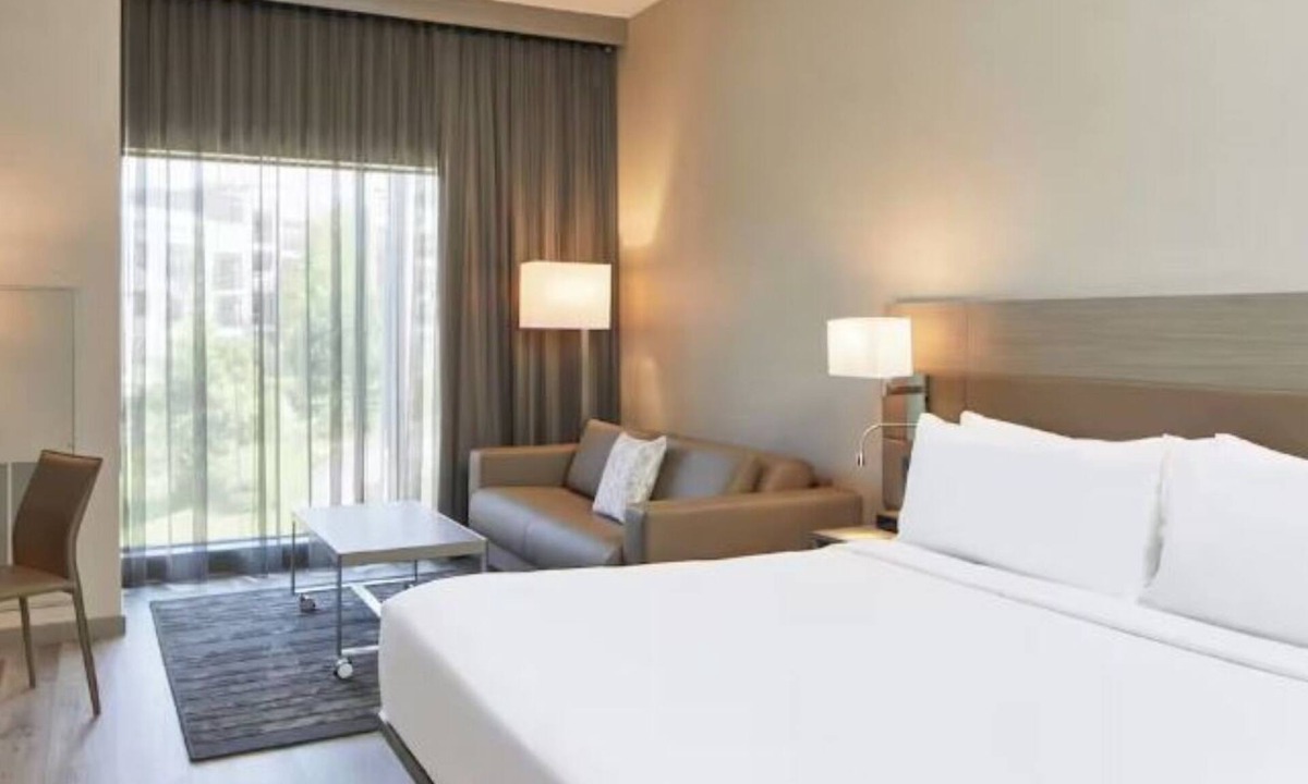 Durham Hotel | Stylish City Stay Near Duke University and Durham Performing Arts Center
