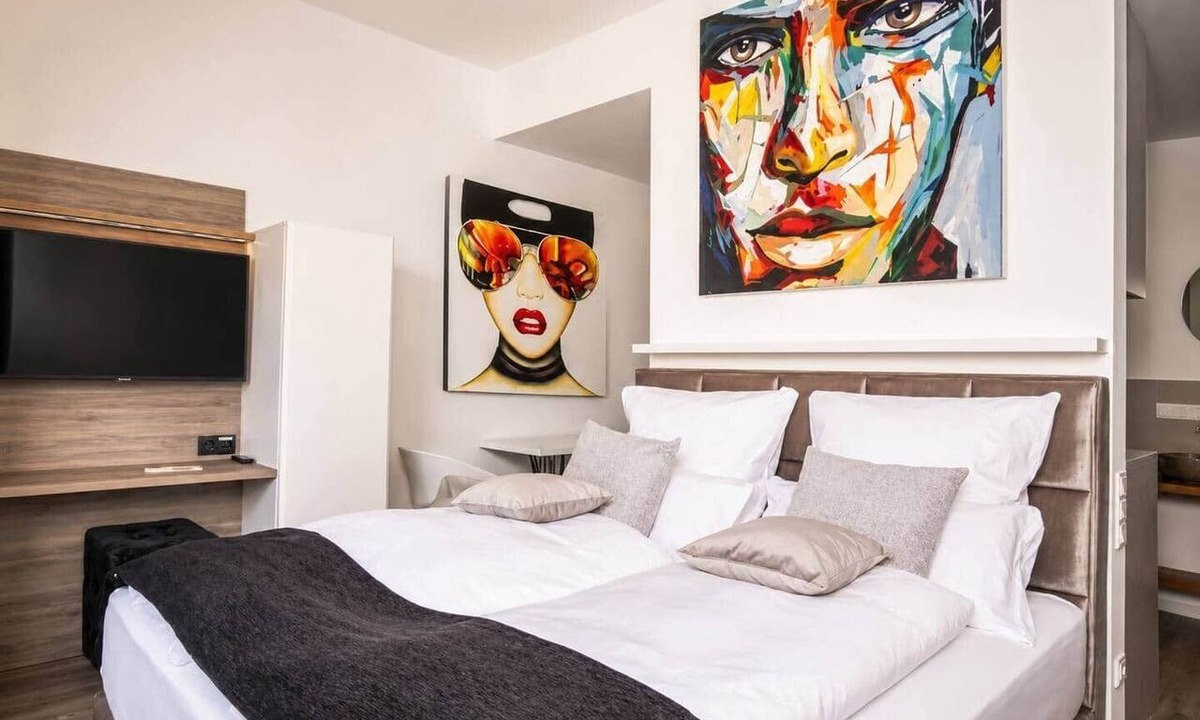 Schmargendorf Apartment | The Faces | Compact Studio | 308