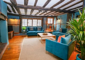 130 m² Cottage ∙ 3 bedrooms ∙ 6 guests in Stratford-upon-Avon