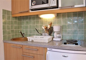 50m from ski slopes, 5th floor, balcony, tv, ski locker, 23m², Risoul in Risoul