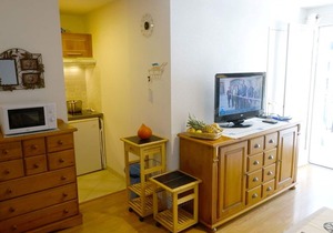 Quiet 1BR - Balcony - Parking - Pets Allowed in Bagnères-de-Luchon