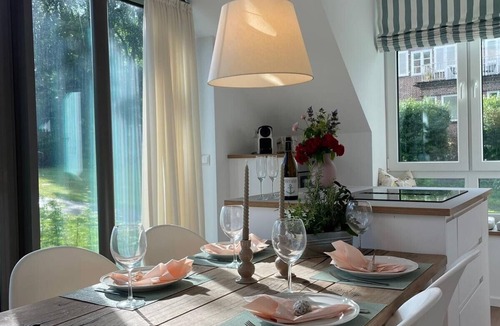 Eckernfoerde Apartment | Apartment 'Meerzeit' with Sea View, Balcony and Wi-Fi