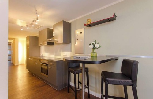 Warnemuende Apartment | Asia Suite, directly on the Alter Strom - family-friendly/modern/exclusive