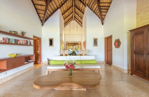 Las Terrenas Villa | Beachfront Tropical Villa with Private Pool