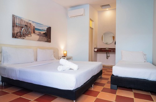Urbanizacion Eliana Hotel | Casa Crespo
