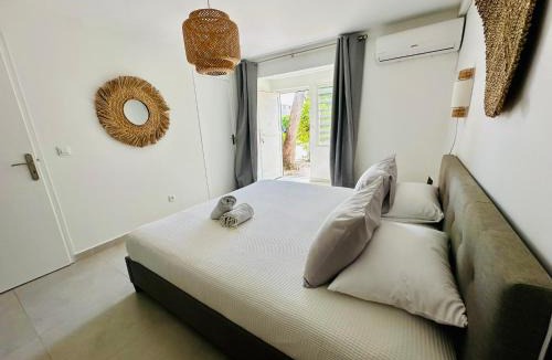 Nettle Bay Apartment | Coco Beach 2 bedrooms beachfront