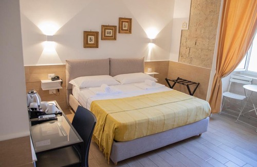 Naples City Centre Hotel | H22 Hotel