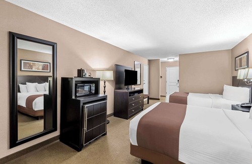 Park Rapids Hotel | Heartland Inn & Suites, SureStay Collection by Best Western