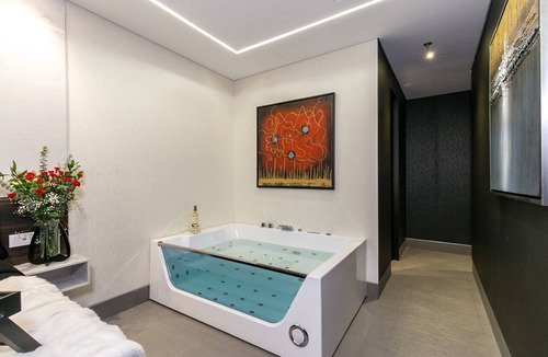 Las Lomas I Hotel | Luxury Junior suite with jacuzzi and balcony