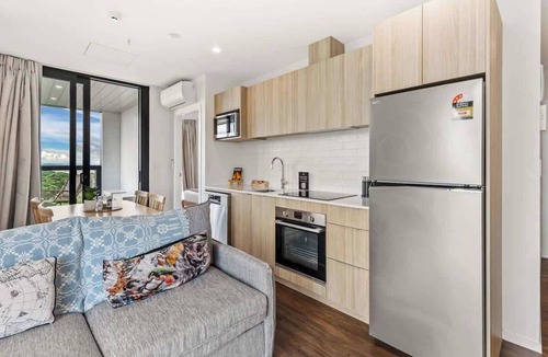 Greenlane - Ellerslie Apartment | Modern High Rise Parking Zodiak Stays