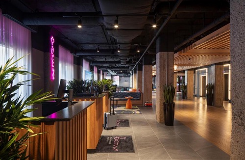 ByWard Market Hotel | Moxy Ottawa Downtown