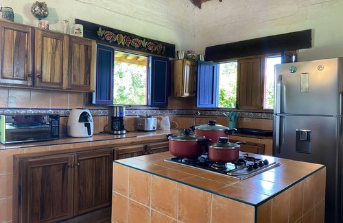 Montenegro Ski Chalet | Nature escape in Quindío: Chalet with pool, wifi, kiosk and 5 bedrooms