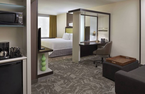 Vaughan Hotel | SpringHill Suites by Marriott Toronto Vaughan