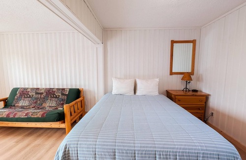 Ucluelet Hotel | Studio Full Kitchen | #16