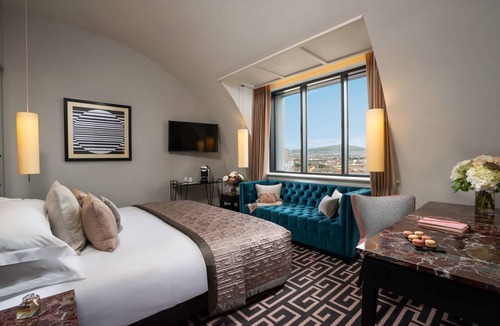 Belfast Central District Hotel | The Fitzwilliam Hotel Belfast