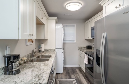 Buckroe Beach Apartment | Three blocks from the beach