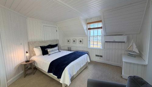 05-Sailing Suite at The Castle Inn in Ocracoke