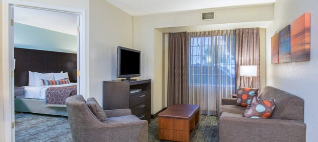 1 Bedroom | Indoor Pool. Free Breakfast. in Allentown