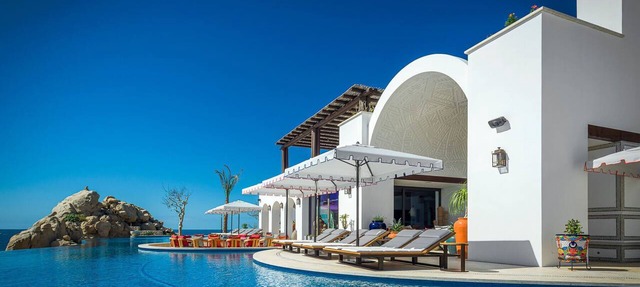 10BR Beachfront Estate fully staffed! in Los Cabos