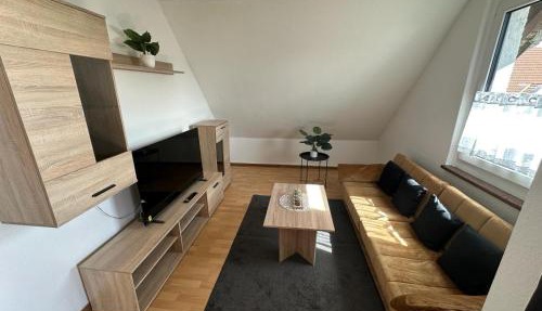 2,5 Raum Ferienwohnung möbliert Dachgeschoss Niederorschel in Eichsfelder Kessel