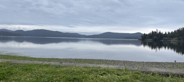 2 bedroom Oceanfront - Billing spit in Sooke