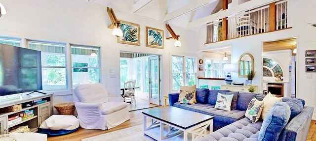 2 Private Wings, Great Outdoor Spaces, Secluded Maritime Forest, Dogs OK, BHI Club + Golf in Bald Head Island