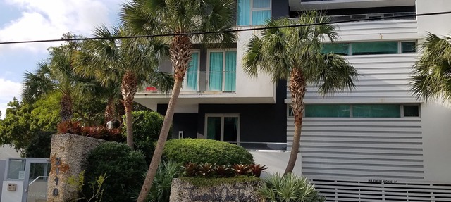 2110 Brickell Avenue # 5 in Miami