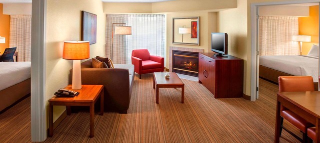 3 Spacious 2BR Suites | Free Breakfast | Coca-Cola Park - 2.4 miles away! in Bethlehem