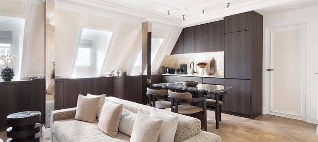 A Splendid 1-Br - Champs-Elysées in Paris