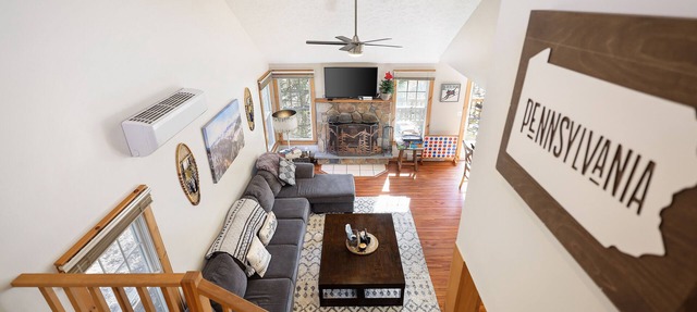 All 5-Star Reviews! Walk to the Mtn! Camelback Mtn Trailside Retreat! in Tannersville