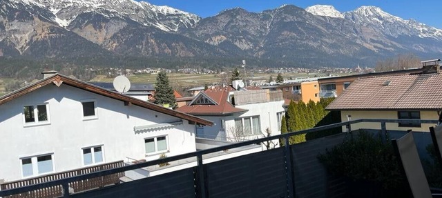 Apartment Citybergblick 2 with Mountain View, Balcony & Wi-Fi in Innsbruck