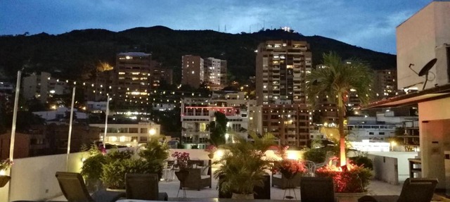 Aqua Granada Hotel in Cali