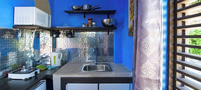 Authentically Caribbean-styled one-bedroom sanctuary near the mall and beach in gros islet