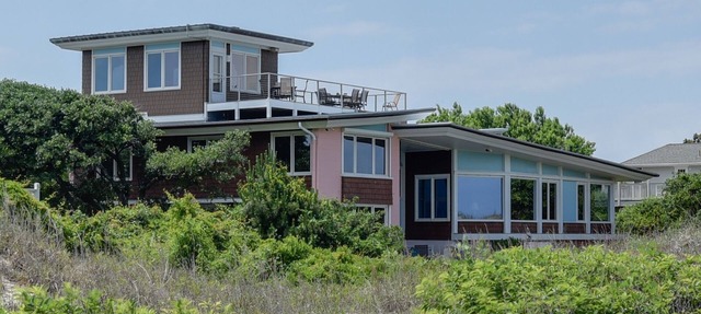 Award Winning Ocean Front Architectural Gem [Home Share per VA Beach Zoning] in Virginia Beach