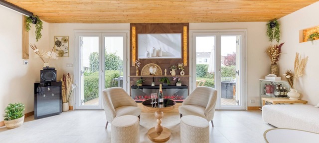 Balinese luxury villa Disneyland Paris. Spa, cinema, billiards for families. in Saint-Germain-sur-Morin