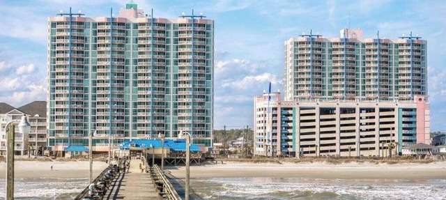 Beachfront 1BR Condo w/ Stylish Design in North Myrtle Beach
