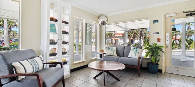 Beachfront Delight: Two Pet-Friendly Rooms with Outdoor Swimming Pool in Neptune Beach