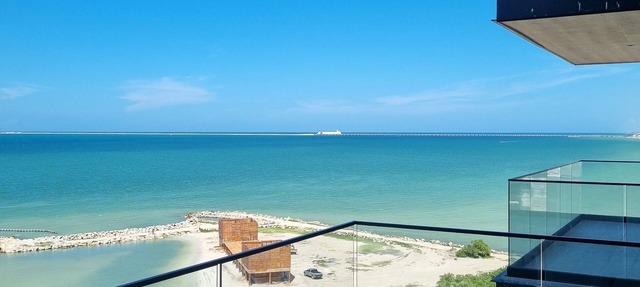 Beachfront Oceanview Luxury Apartment (sleeps up to 8) Yucalpeten Resort Marina. in Progreso