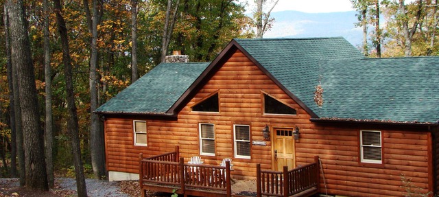 Bears Den - A Taste of Heaven from a Bearly Rustic Point of View in Shenandoah