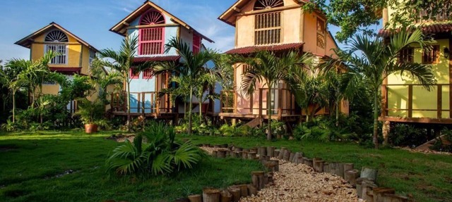 Beautiful and spacious villas with garden view Tierra Bomba Cartagena in Cartagena Province