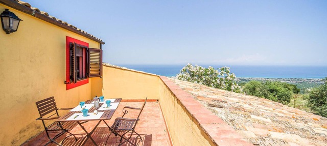 Beautiful apartment in Collesano (PA) with WiFi in Collesano (PA)