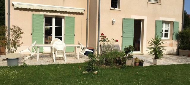 Beautiful house with large garden near Disneyland in Bussy-Saint-Georges