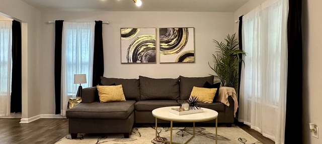Beautiful Modern House 5 minutes To Downtown Raleigh in Raleigh