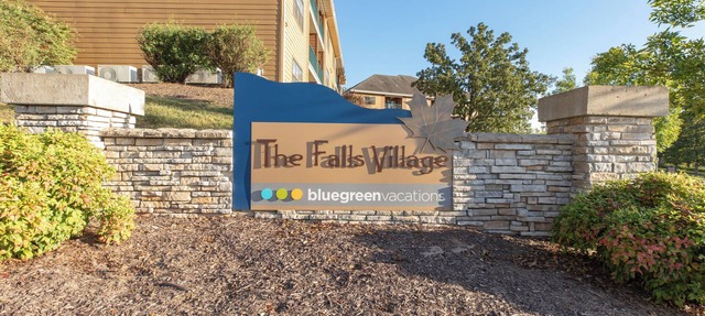 Branson | Branson Hideaway | Pool & Hot Tub in Branson