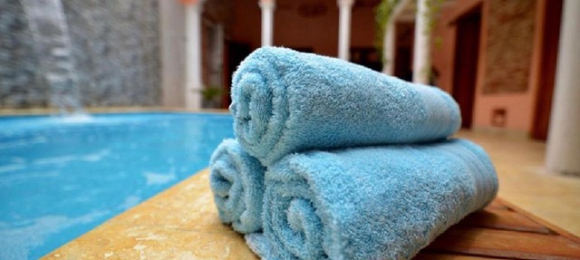 CA-4 HABITACION EN LA CIUDAD AMURALLADA DE CARTAGENA CON PISCINA Y WIFi in Cartagena de Indias